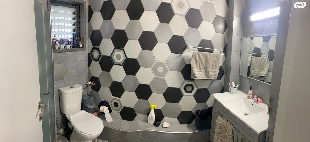 גג/ פנטהאוז, הזמיר, נהריה הירוקה, נהריה