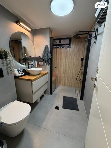 דירה, זלמן שז"ר 33, נווה עופר, תל כביר, תל אביב יפו