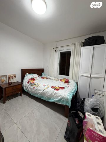 דירה, שדרות רש"י 22, קיבוץ גלויות, קרית מלאכי