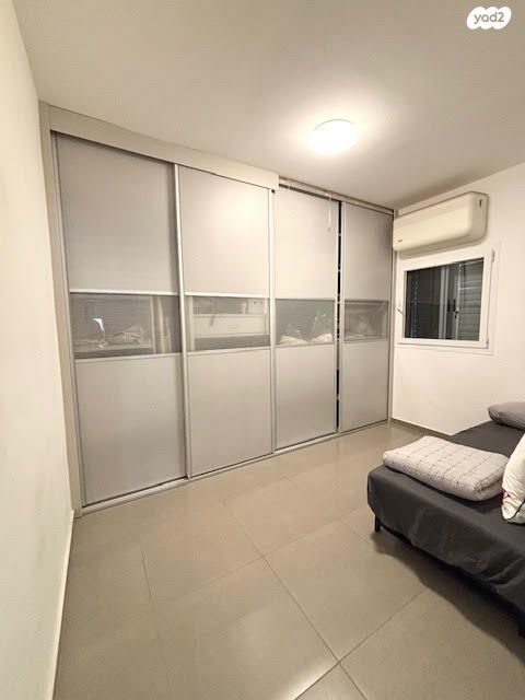 דירה, האר"י הקדוש, מחנה יהודה, פתח תקווה