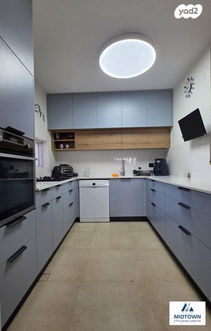 דירה, הגליל, דובדבן הכפר, כפר סבא