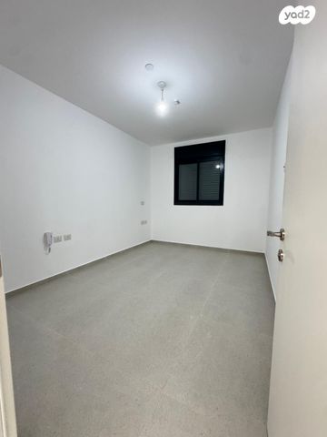 דירה, כרמי הנדיב, אחוזת רוטנר, קרית מלאכי