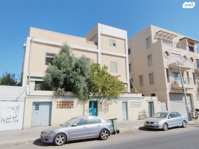 גג/ פנטהאוז, מכללת תל אביב יפו, דקר, תל אביב יפו