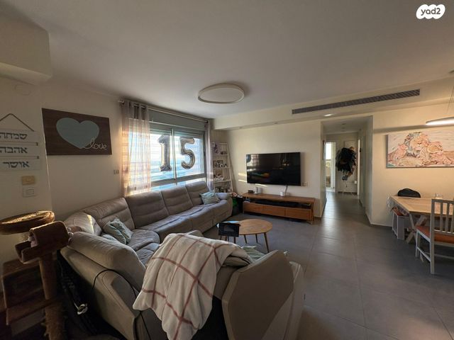 שדרות מקס ואמפרו שיין 