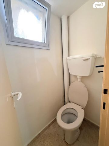 דירה, בכור שטרית 9, באר שבע