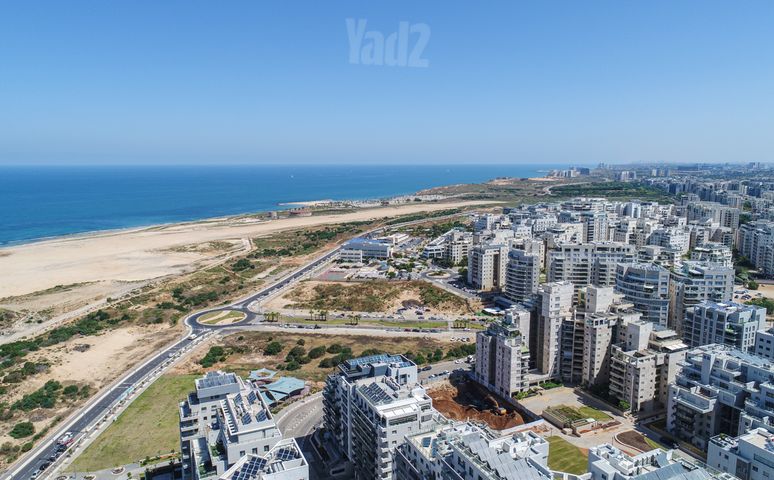 הגוש הגדול, רמת אביב החדשה, נופי ים