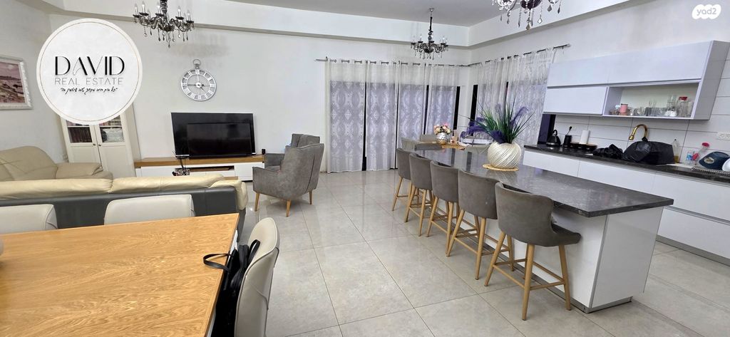 בית פרטי/ קוטג', הבריגדה היהודית 18, גבעת אולגה, חדרה