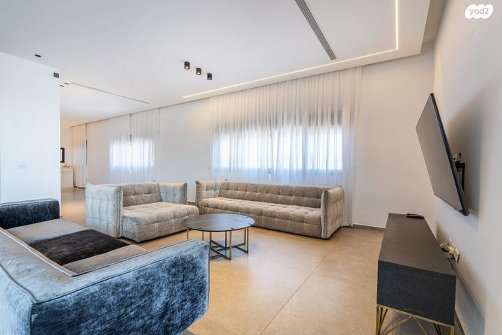 גג/ פנטהאוז, הבנים 7, מרכז העיר, חדרה