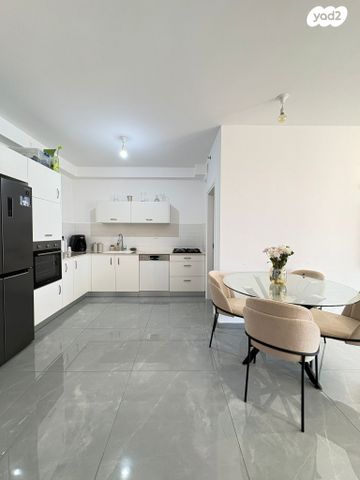 דירה, משה לוי, נאות שמיר, רמלה