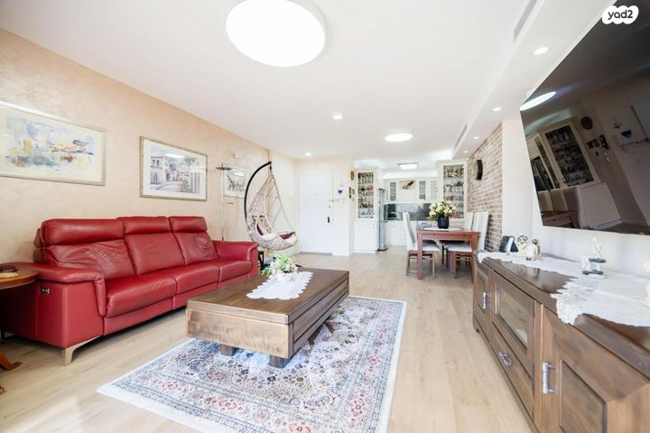 דירה, דוד טבצ'ניק, נווה גן, פתח תקווה