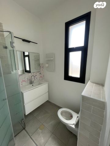 דירה, קרן קיימת לישראל, בורוכוב, גבעתיים