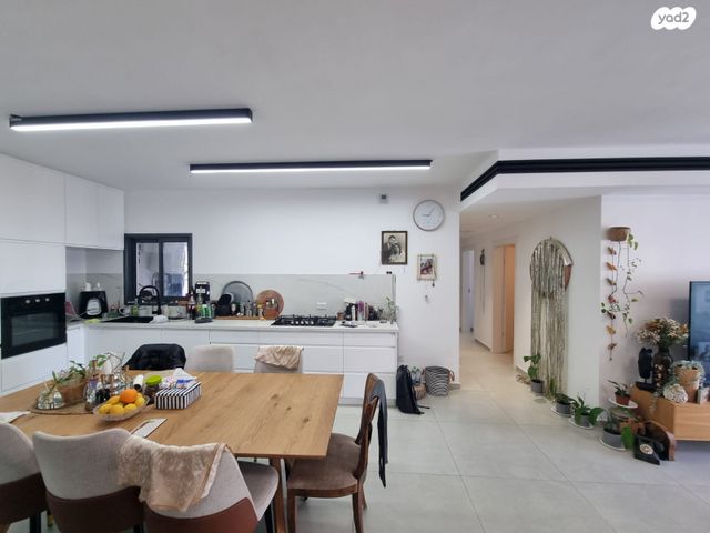 דירה, עיר היין, אשקלון