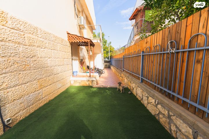 דירת גן, דרך אפרתה 21, רובע ד', אריאל