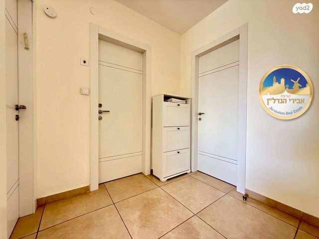 דירה, שמעון בן חמו, חומת שמואל, הר חומה, ירושלים