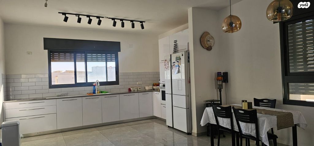 דופלקס, עץ השדה, אדמית / יערית, שלומי