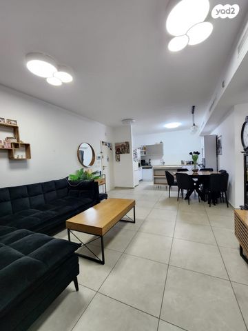 דירה, האשור 1, אפרים, חדרה