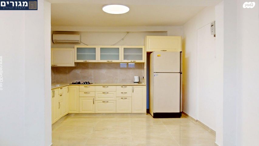 דו משפחתי, גוש חלב, קרית ביאליק