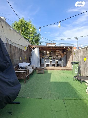 דירת גן, נווה עמל, הרצליה