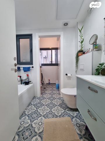 דירה, עיר היין, אשקלון