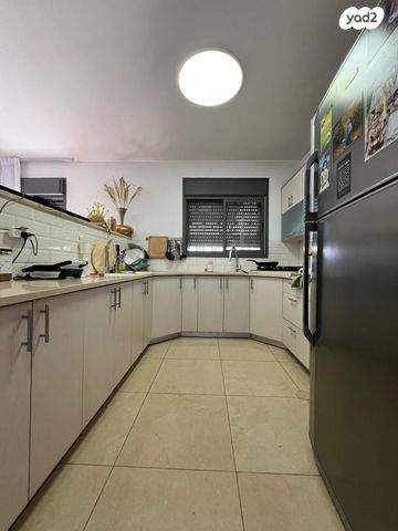 דירת גן, מרכז עפולה עלית, עפולה