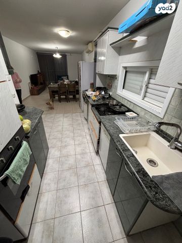 דירה, אחד העם, ראשון לציון