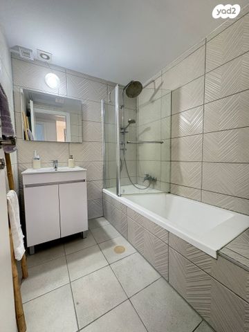 דירה, משה לוי, נאות שמיר, רמלה