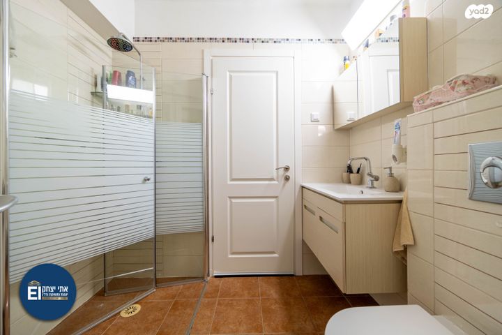 דירה, דוד טבצ'ניק, נווה גן, פתח תקווה