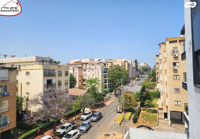 דירה, כפר גנים א, פתח תקווה