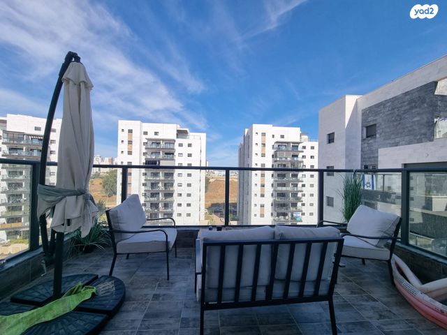 דירה, עיר היין, אשקלון