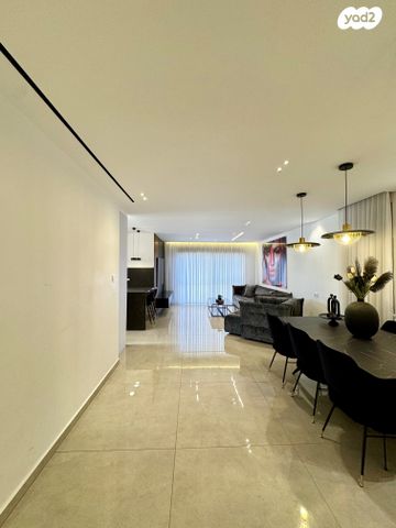 גג/ פנטהאוז, יוסף בורג, נווה זאב, נאות אילן, באר שבע