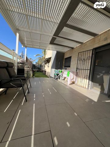 דירת גן, מרכז עפולה עלית, עפולה