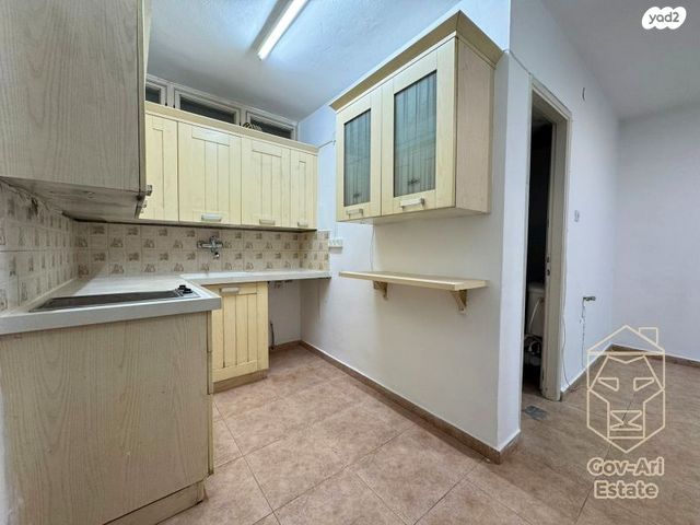 דירה, מבוא הצרי, גילה, ירושלים