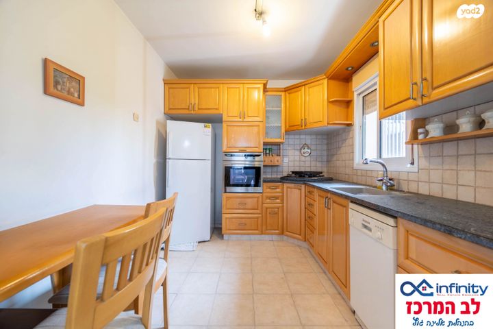 דירה, ראש פינה, הדר המושבות הותיקה / אם המושבות הותיקה, פתח תקווה