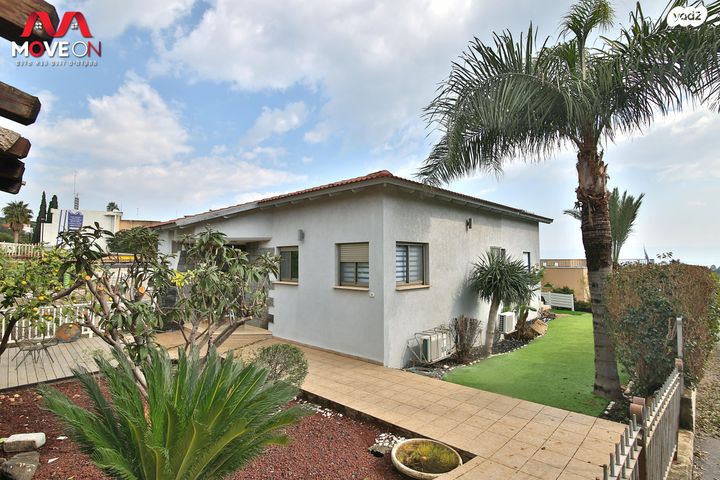 בית פרטי/ קוטג', האלון 1, מגדל, מגדל