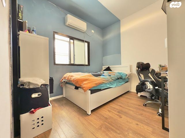 דו משפחתי, יוסף שפרינצק, קרית בנימין, קרית אתא