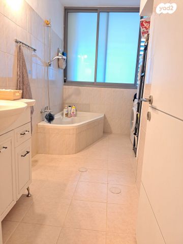 דירה, ד"ר שיפר, פתח תקווה