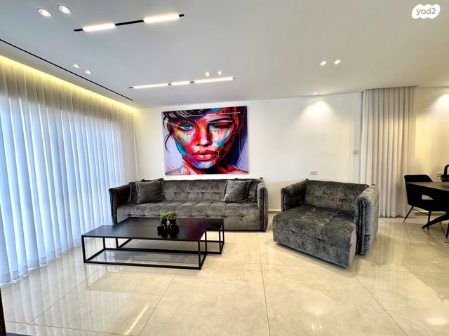 גג/ פנטהאוז, יוסף בורג, נווה זאב, נאות אילן, באר שבע