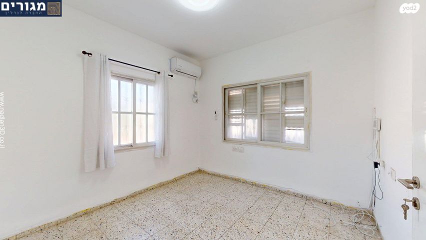 דו משפחתי, גוש חלב, קרית ביאליק