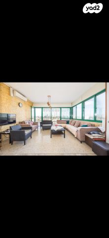 גג/ פנטהאוז, יוסף חכמי, בית וגן, ירושלים