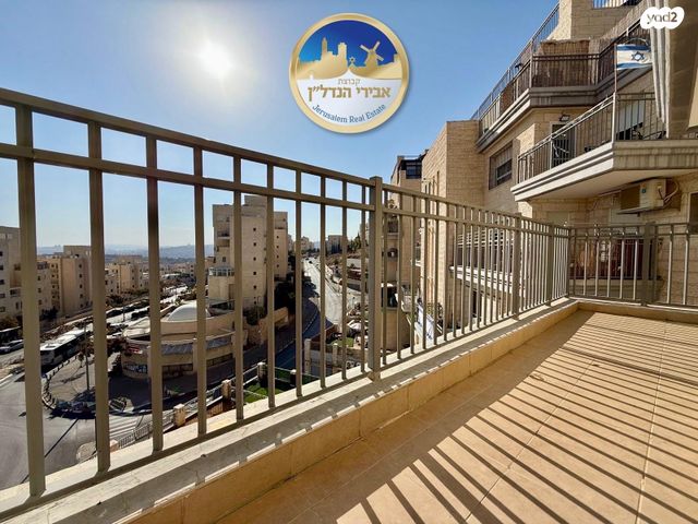 דירה, שמעון בן חמו, חומת שמואל, הר חומה, ירושלים