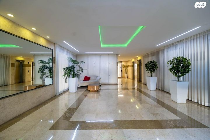 דירה, דוד טבצ'ניק, נווה גן, פתח תקווה