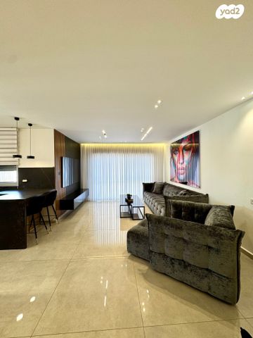 גג/ פנטהאוז, יוסף בורג, נווה זאב, נאות אילן, באר שבע