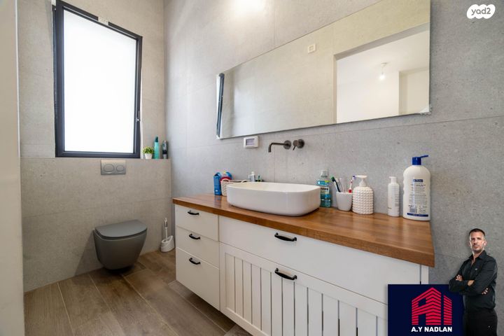 בית פרטי/ קוטג', אהרון אוזן, נחלת יהודה, ראשון לציון