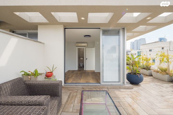 גג/ פנטהאוז