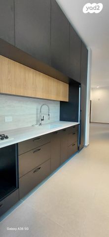 דירת גן, בית שמאי 2, מונטיפיורי, הרכבת, תל אביב יפו