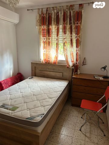 דירה, המסילה, פרדס חנה כרכור