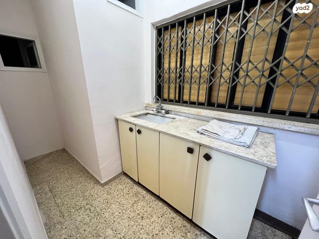 דירה, בן גוריון, מרכז דרום, רעננה