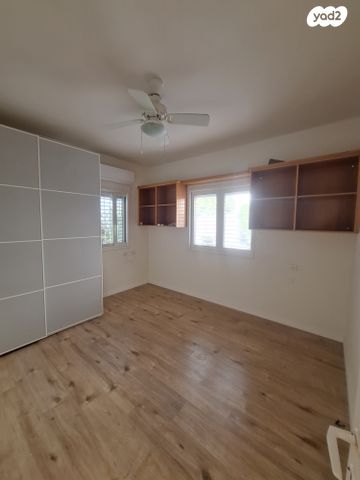 יחידת דיור, פלמ"ח, שאר העיר, מזכרת בתיה