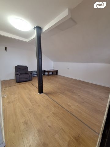 בית פרטי/ קוטג', אלה, נאות יצחק רבין, מזכרת בתיה