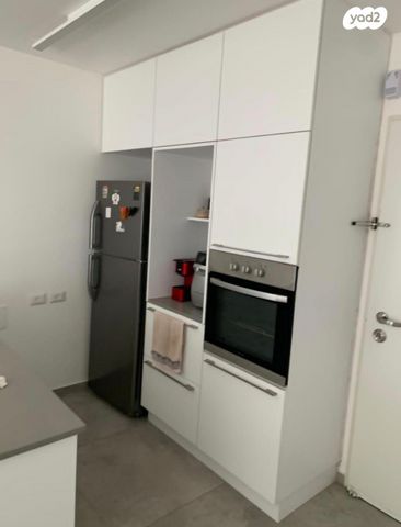 דירה, דרך מנחם בגין, מונטיפיורי, הרכבת, תל אביב יפו